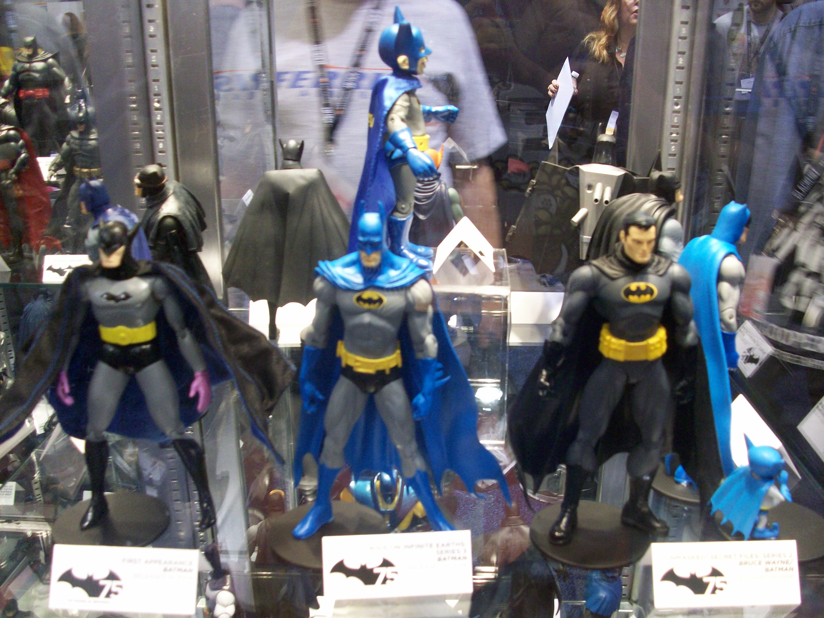 WonderCon Anaheim 2014! Part 3: 75th Anniversary of Batman Interviews